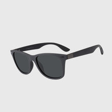 Load image into Gallery viewer, Men New Polarized Outdoor Men&#39;s Driving Black Frame Eyewear Sun Glasses Male UV400 MS023